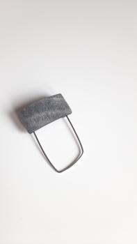 Tuchnadel Horn